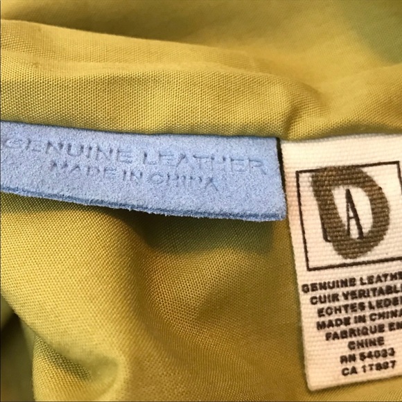 Leather 💯 Authentic - Picture 3 of 5